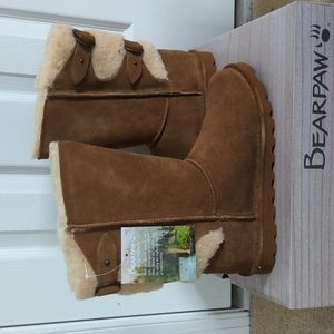 NWT BearPaw Eloise Boot
